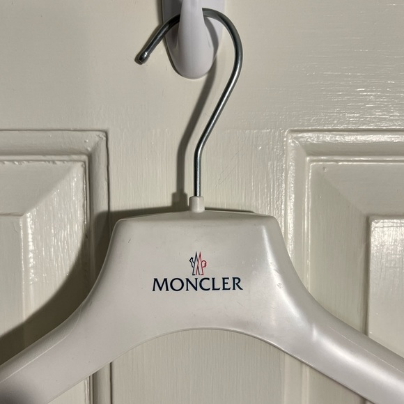 Authentic MONCLER plastic garment hanger - Picture 1 of 3